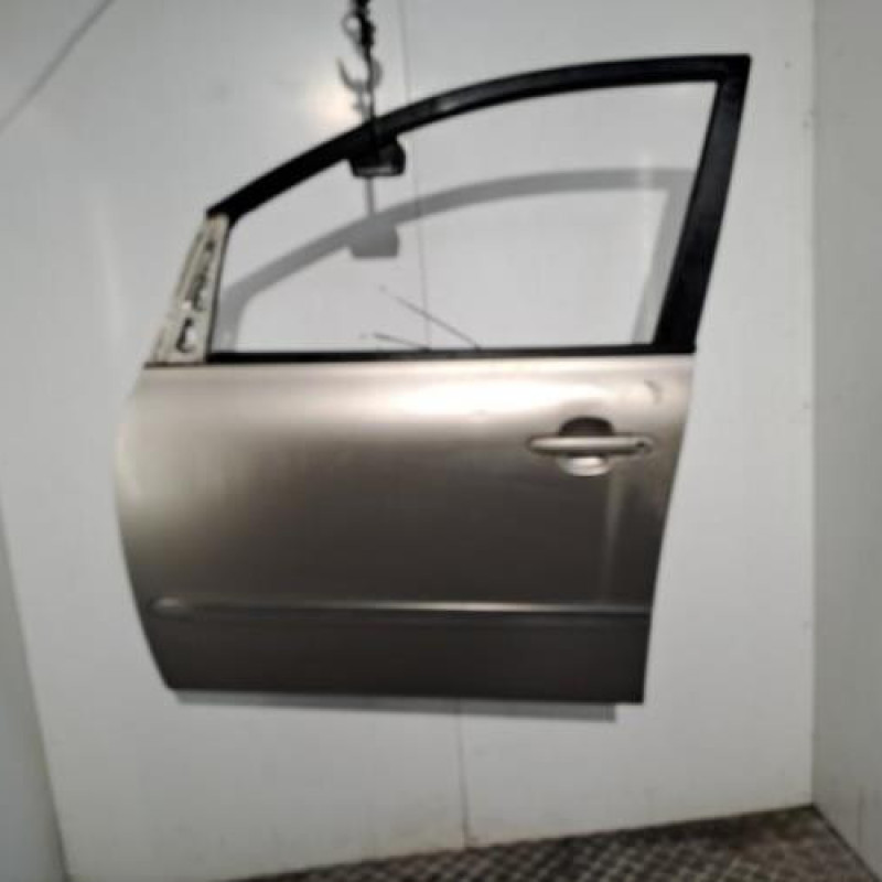Porte avant gauche TOYOTA AVENSIS VERSO