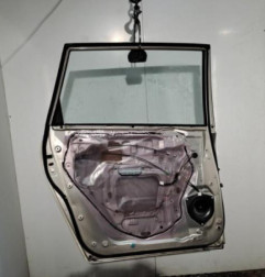 Porte arriere gauche TOYOTA AVENSIS VERSO Photo n°3