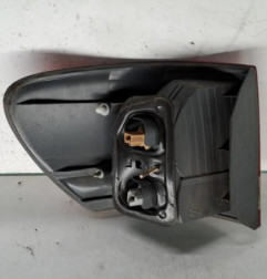 Feu arriere principal droit (feux) TOYOTA AVENSIS VERSO