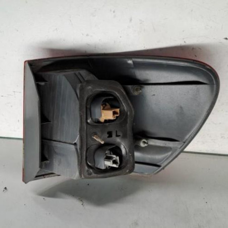 Feu arriere principal gauche (feux) TOYOTA AVENSIS VERSO