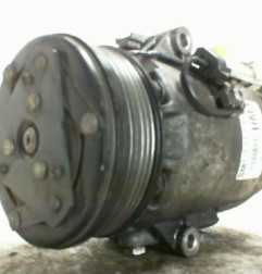 Compresseur clim OPEL ASTRA H Photo n°1