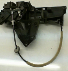 Serrure avant droit FORD FOCUS 2