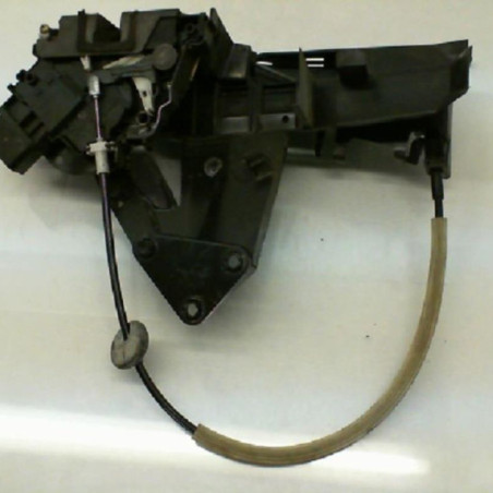 Serrure avant droit FORD FOCUS 2