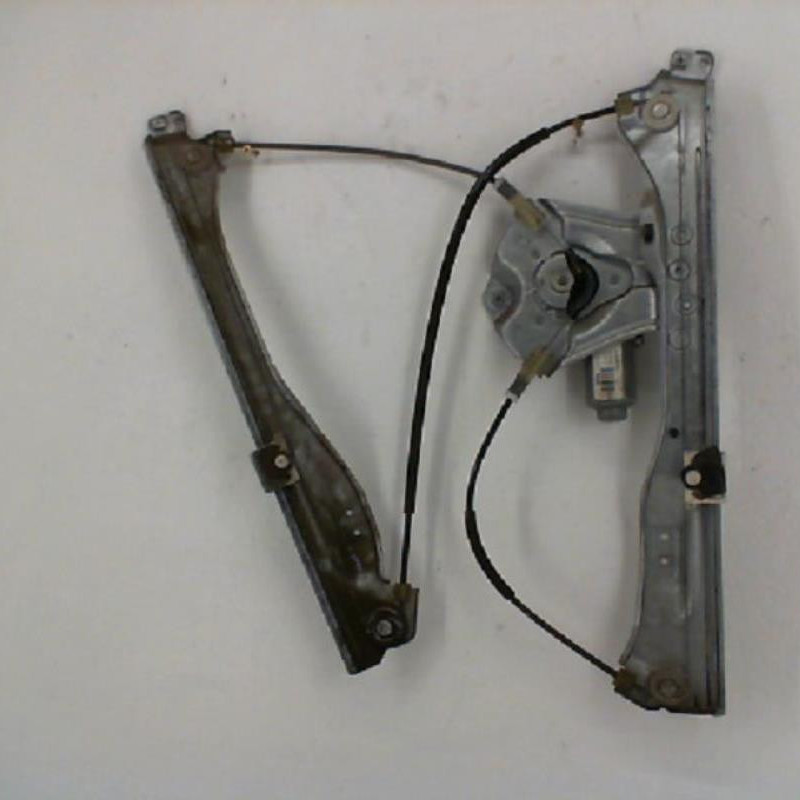 Leve vitre electrique avant droit RENAULT CLIO 3