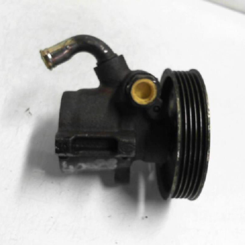 Pompe de direction PEUGEOT 106