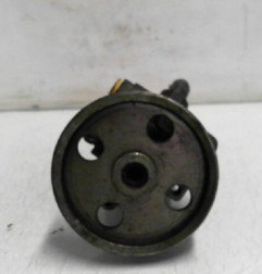 Pompe de direction PEUGEOT 106 Photo n°3