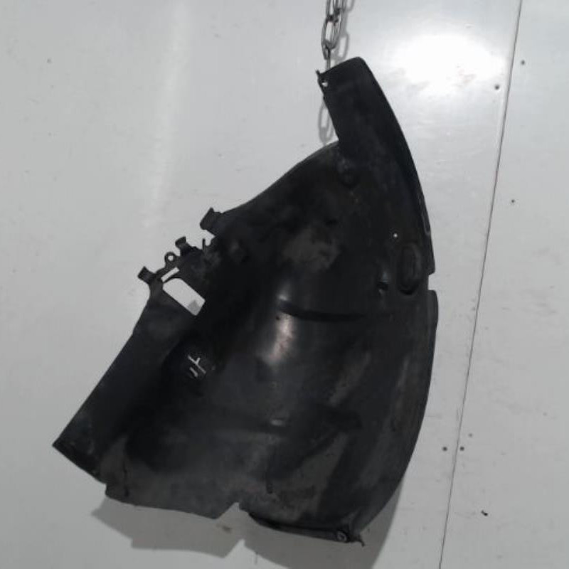 Pare boue avant droit PEUGEOT 406