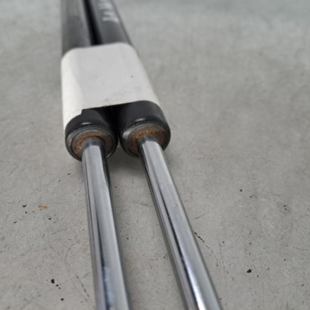 Verin de coffre PEUGEOT 205