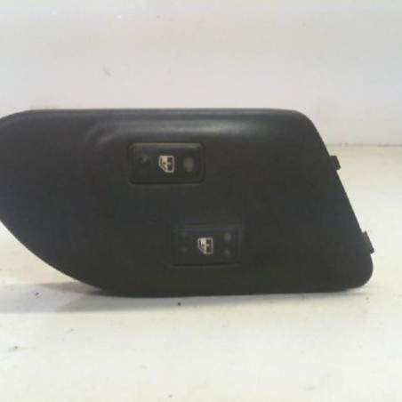 Interrupteur de leve vitre avant gauche RENAULT SAFRANE Photo n°1