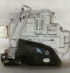 Serrure avant droit AUDI A4 2