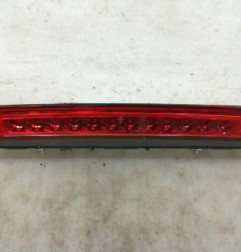 Feu arriere stop central PEUGEOT 2008 2 Photo n°1