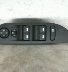 Interrupteur de leve vitre avant gauche PEUGEOT 2008 2 Photo n°1
