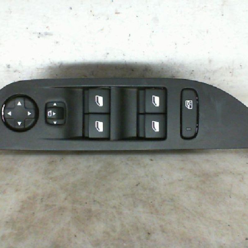 Interrupteur de leve vitre avant gauche PEUGEOT 2008 2