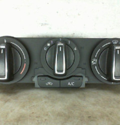 Commande chauffage VOLKSWAGEN POLO 5 Photo n°1