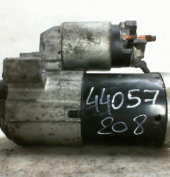 Demarreur PEUGEOT 208 1 Photo n°1