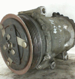 Compresseur clim CITROEN C4 PICASSO 1 Photo n°4