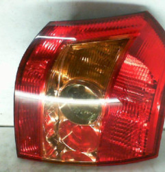 Feu arriere principal droit (feux) TOYOTA COROLLA Photo n°1