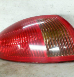 Feu arriere principal gauche (feux) ALFA ROMEO 147 Photo n°4