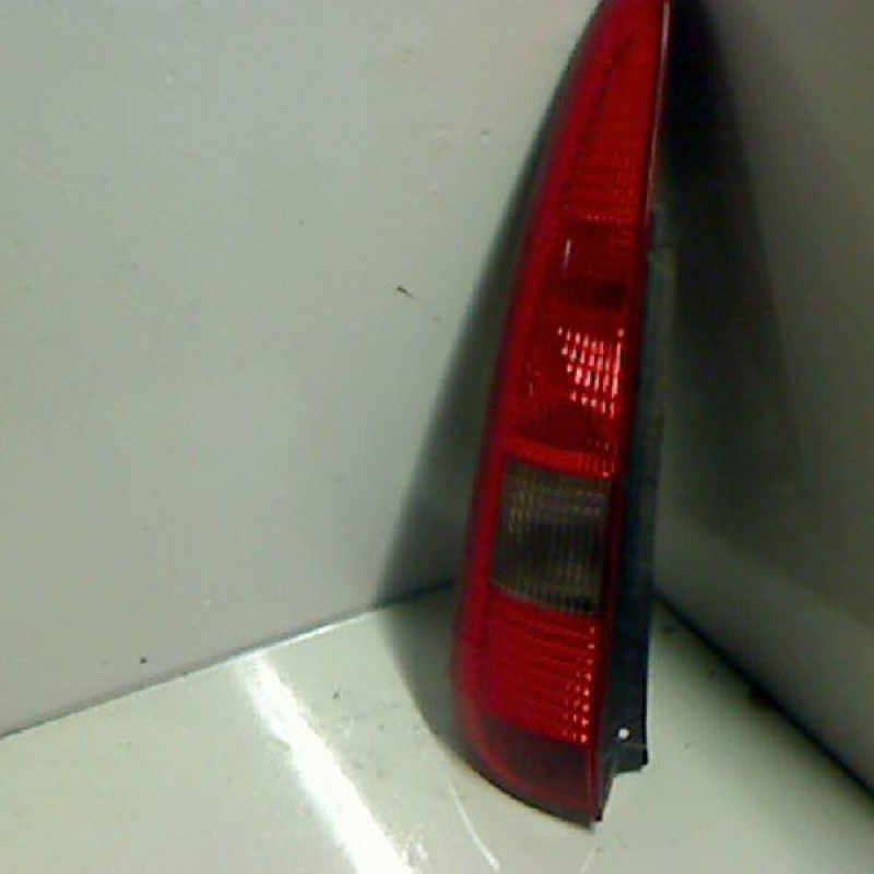 Feu arriere principal gauche (feux) FORD FUSION