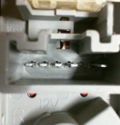 Feu arriere principal droit (feux) TOYOTA YARIS 2 Photo n°3