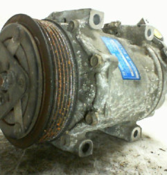 Compresseur clim FORD FOCUS 2 Photo n°1