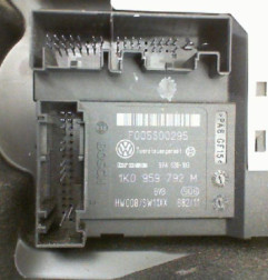 Leve vitre electrique avant droit SEAT LEON 2 Photo n°3