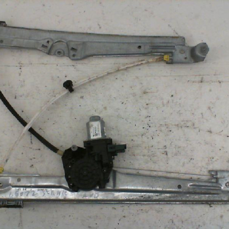 Leve vitre electrique avant droit RENAULT SCENIC 4