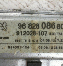 Leve vitre electrique arriere droit PEUGEOT 3008 1 Photo n°8