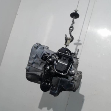 Boite de vitesses PEUGEOT 3008 1 Photo n°1