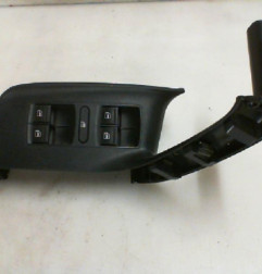 Interrupteur de leve vitre avant gauche SEAT IBIZA 4 Photo n°1