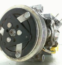 Compresseur clim PEUGEOT PARTNER 1 Photo n°4