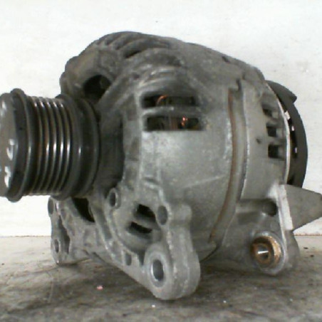 Alternateur AUDI A4 2 Photo n°1