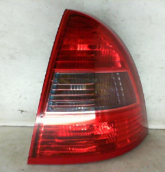 Feu arriere principal droit (feux) CITROEN C5 1 Photo n°4