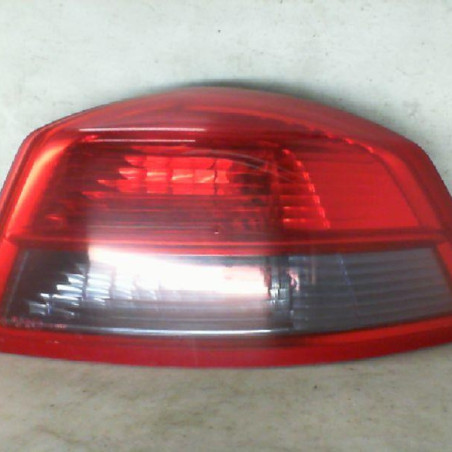 Feu arriere principal droit (feux) RENAULT VEL SATIS Photo n°1