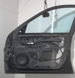 Porte avant droit MERCEDES CLASSE E 211 Photo n°6