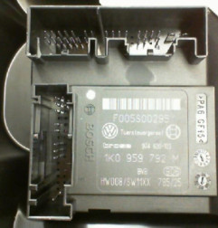 Leve vitre electrique avant droit SEAT LEON 2 Photo n°6