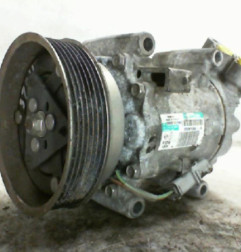 Compresseur clim RENAULT CLIO 3 Photo n°1