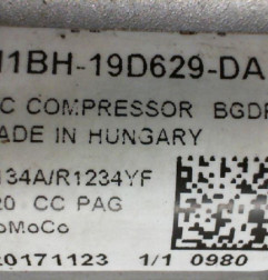 Compresseur clim FORD FIESTA 7 Photo n°3