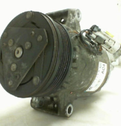 Compresseur clim OPEL ASTRA H Photo n°4