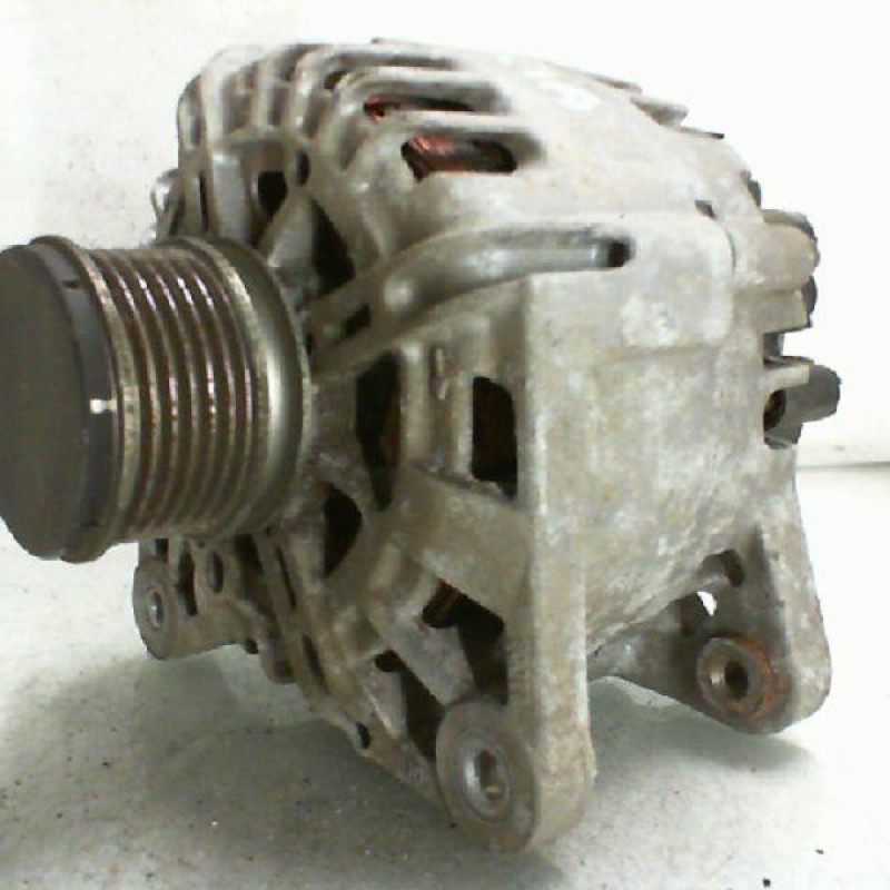 Alternateur DACIA DUSTER 1