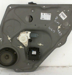 Leve vitre electrique arriere droit MERCEDES CLASSE B 245