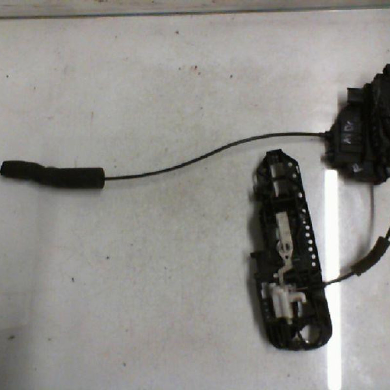 Serrure avant droit RENAULT SCENIC 3