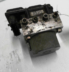 Bloc ABS (freins anti-blocage) RENAULT CLIO 2 Photo n°1