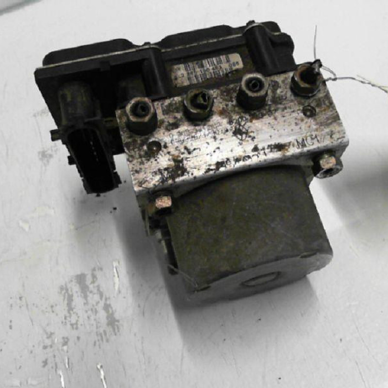 Bloc ABS (freins anti-blocage) RENAULT CLIO 2