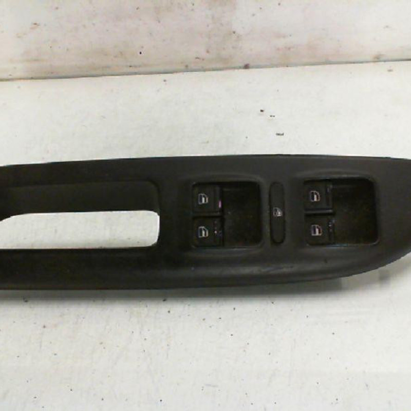 Interrupteur de leve vitre avant gauche SKODA OCTAVIA 2