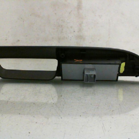 Interrupteur de leve vitre avant gauche SKODA OCTAVIA 2