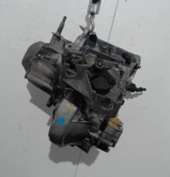 Boite de vitesses PEUGEOT 406 Photo n°1