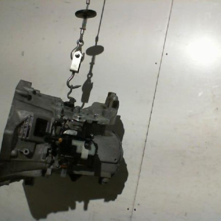 Boite de vitesses PEUGEOT 308 2 Photo n°1