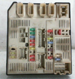 Boitier servitude moteur (BSM) RENAULT LAGUNA 3