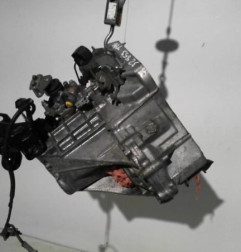 Boite de vitesses TOYOTA YARIS 2 Photo n°1